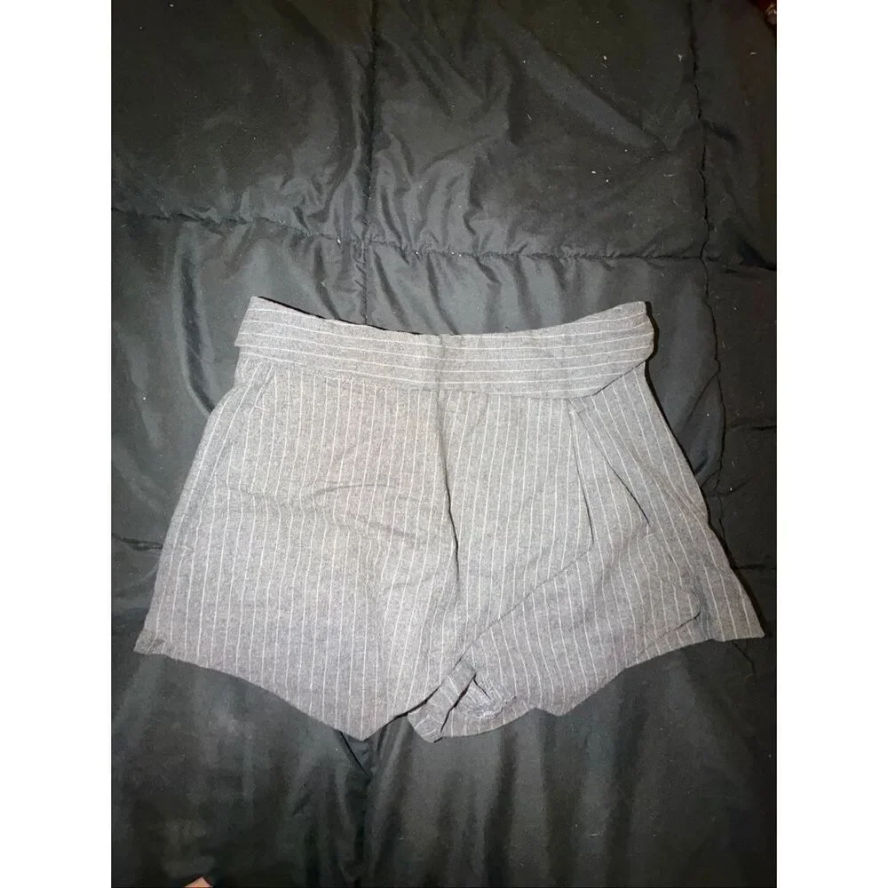 Gray work skort size XS
